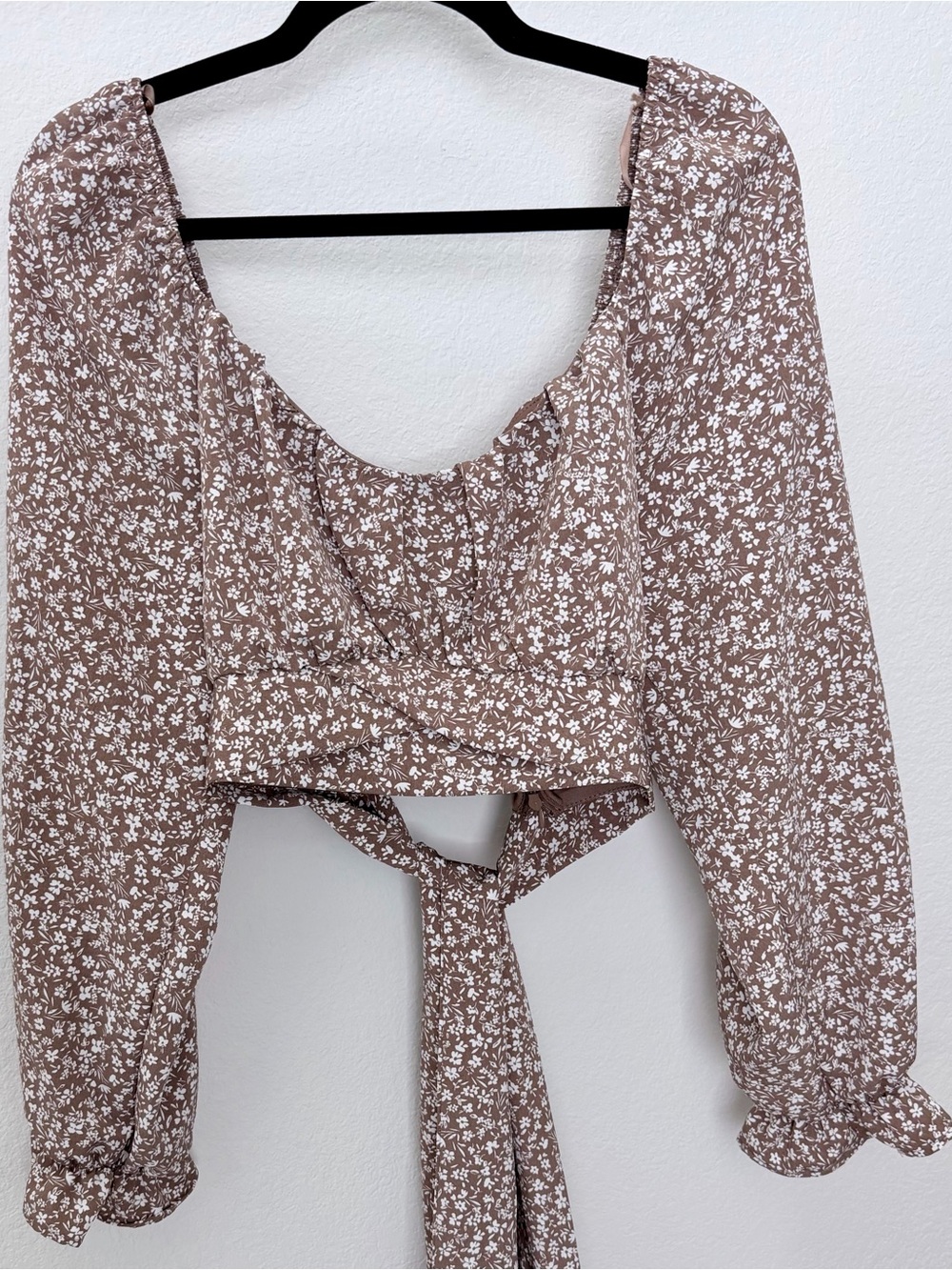 Altar'd State Brown & White Floral Tie-back Crop Top